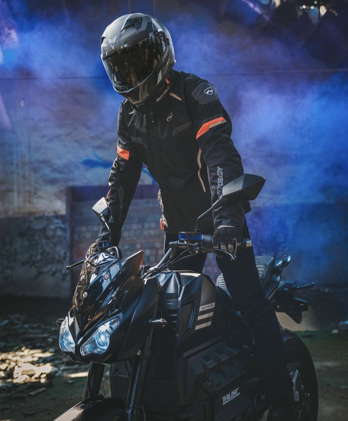 fb0eee95a3a6f67f1eb3c981358e356 fb0eee95a3a6f67f1eb3c981358e356